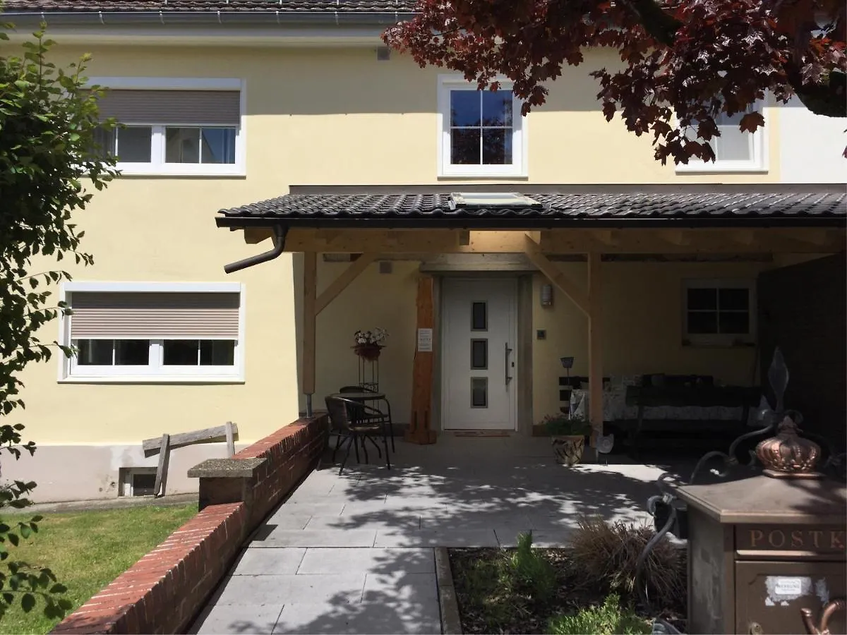 Apartmentvermietung Ingrid Bolkart - Landleben 6 Illertissen
